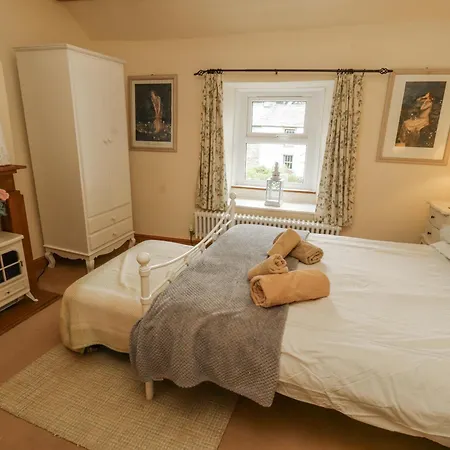 White House * 펜리스