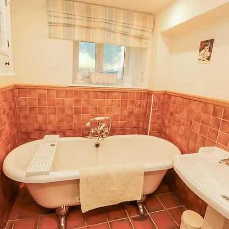 White House 펜션 *