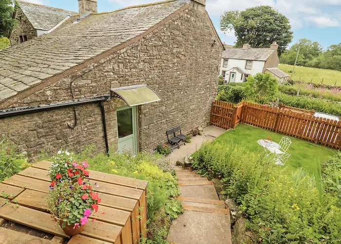 White House بيت للعطل بنريث