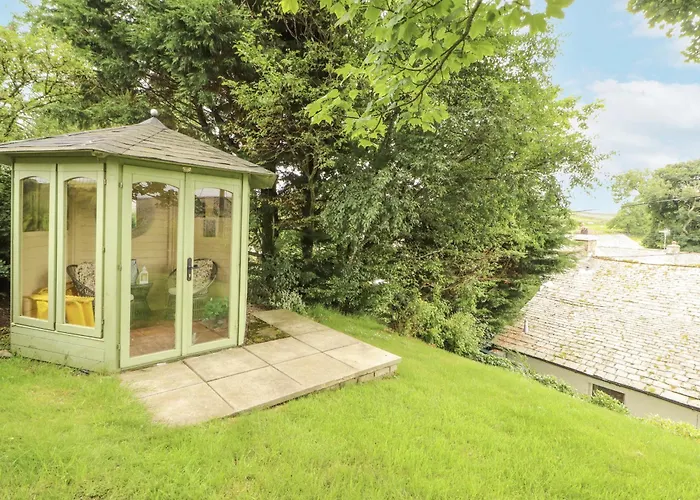 White House * Penrith